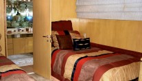 Le Montrachet Twin Cabin